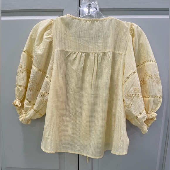 Blu Pepper Yellow Puff Sleeve Peplum Blouse - Picture 3 of 3